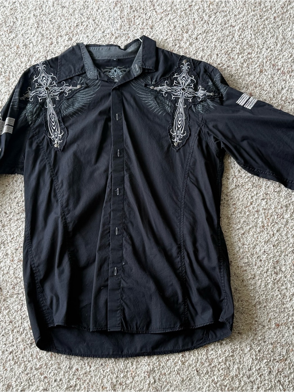 Roar Black Shirt with Gray Tribal Chest Graphic